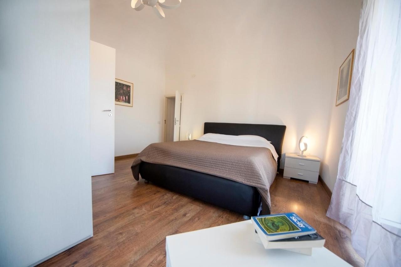 Zurria Rooms Catania Exterior photo