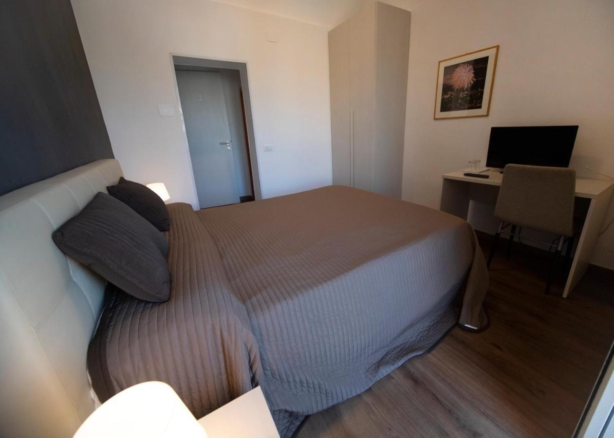 Zurria Rooms Catania Exterior photo