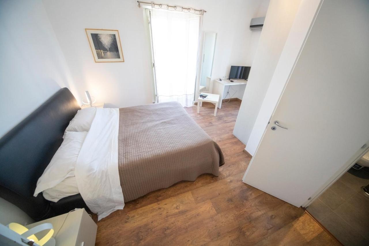 Zurria Rooms Catania Exterior photo